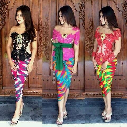 Model Kebaya Bali dengan Motif Rangrang